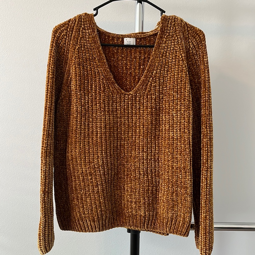 Medium Mustard Sweater